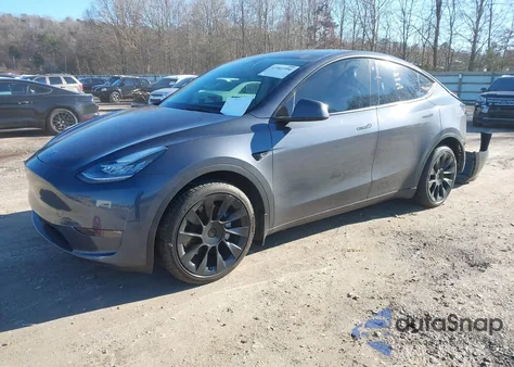 2023 Tesla Model Y Awd/Long Range Dual Motor All-Wheel Drive from USA, damaged, VIN 7SAYGDEE9PA044441